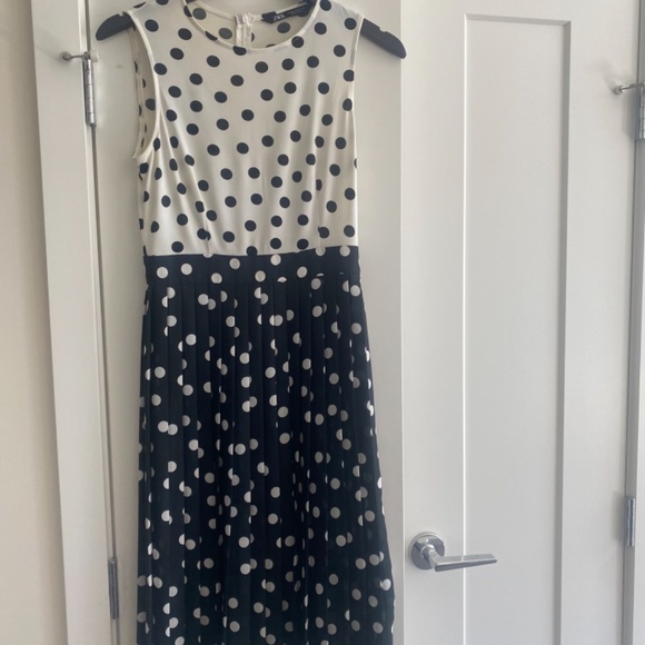 Polka dot midi dress - Picture 2 of 3